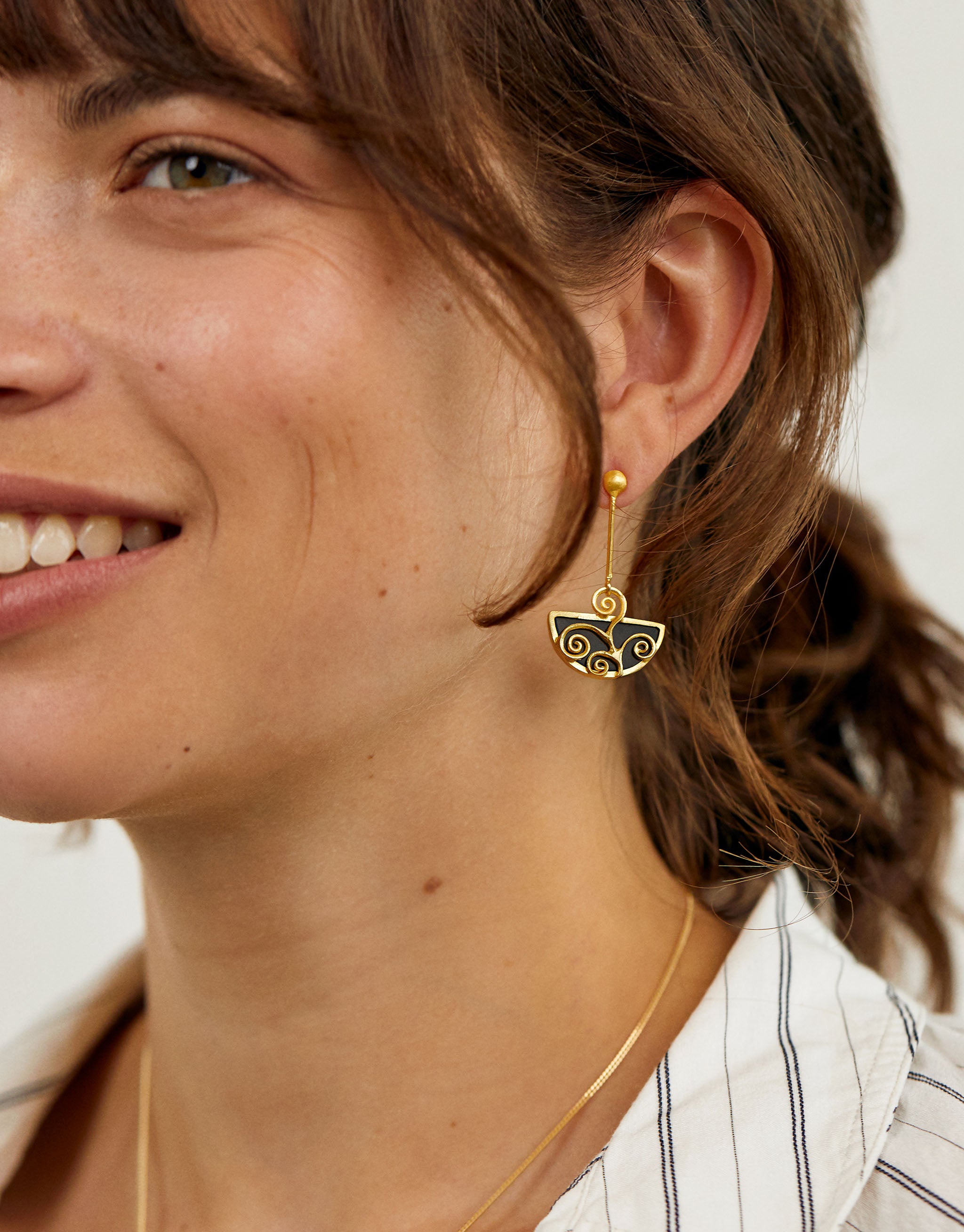 Gold-plated Klimt earrings with geometric Tree of Life design and resin accents.