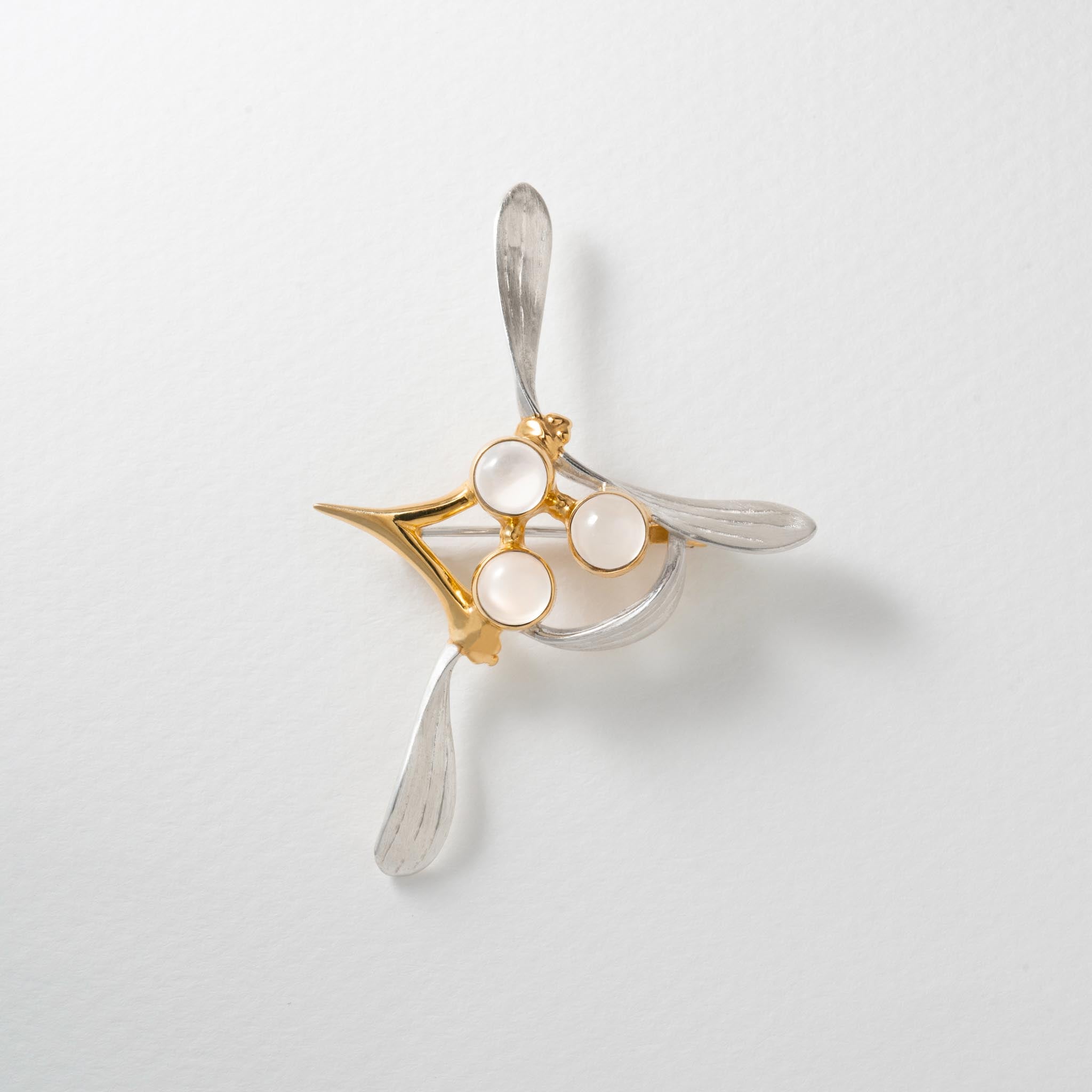 Mistletoe Designer Women's Brooch