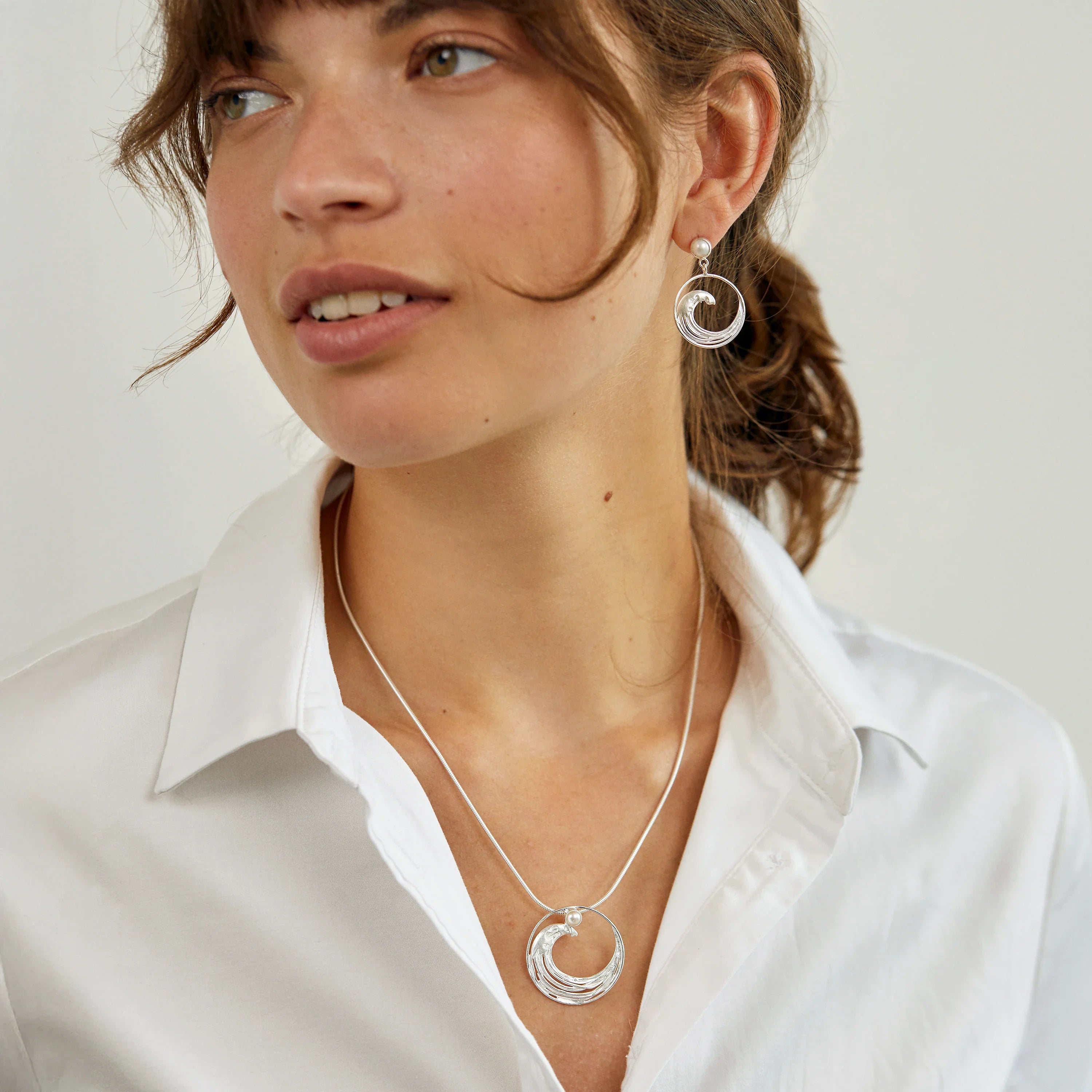 Unusual silver pearl jewellery real pearl earrings necklace